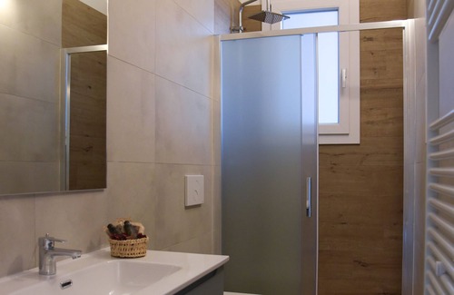 Trepuzzi House | Serenity Rooms