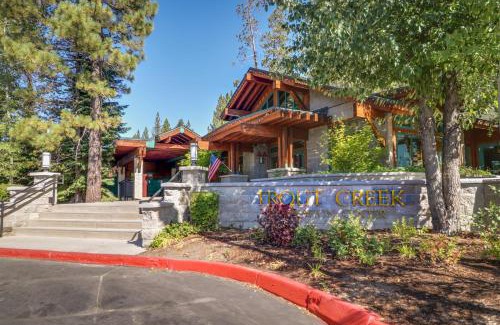 Truckee House | Serventi Tahoe Donner Cabin
