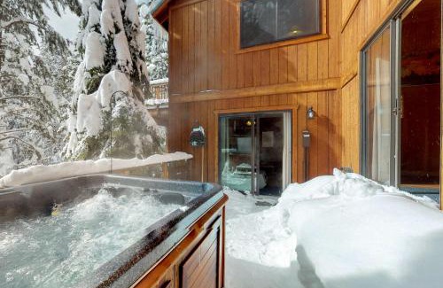 Truckee House | Serventi Tahoe Donner Cabin