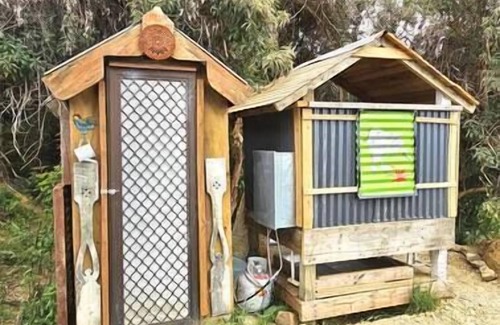 Takaka Hill Cabin | Settlers Cabin (Starlight)