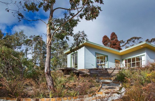 Medlow Bath House | Seven Sisters Escarpment Views