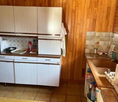 Le Verdon-sur-Mer Ski Chalet | Seventies