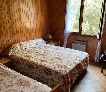 Le Verdon-sur-Mer Ski Chalet | Seventies