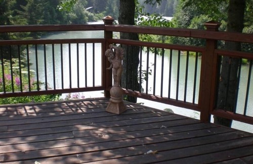 Crown Point Cottage | Seward Scenic Alaska River CottagenTrail River Gardensn30791 Seward Highway