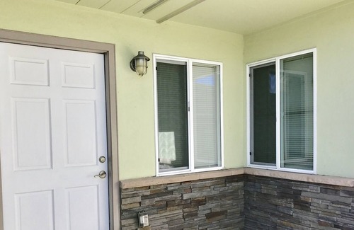 South San Francisco House | SF Bay views! Renovated home 4br/2.5 ba 10 min SFO