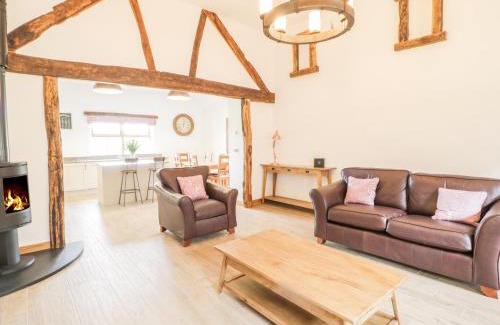 Cwmtirmynach House | Sgubor