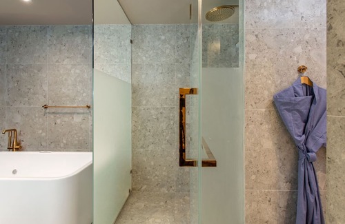 Khuekkhak Resort | (SHA+)Double room Seaside with Pool access Beach front(S05)