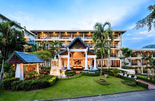 Kata Resort | (SHA+)luxury Royal Suites on the top floor