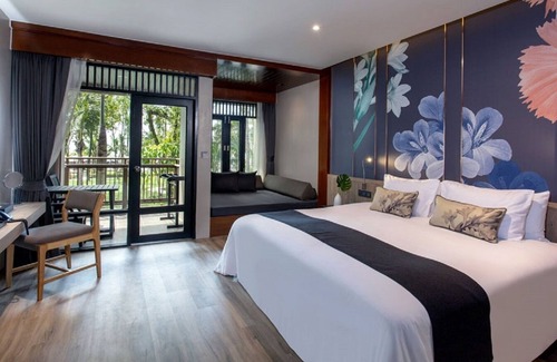 Khuekkhak Resort | (SHA+)Luxury Seaside Deluxe Twin (DS10)