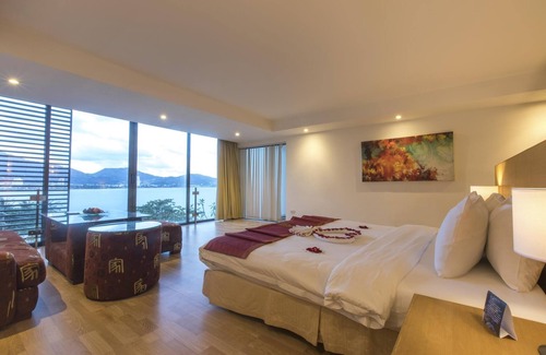 Patong Resort | (SHA+)Ocean Suite 4 bedrooms