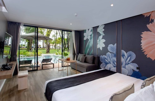 Khuekkhak Resort | (SHA+)Pool Access Seaside with Jacuzzi (S04)