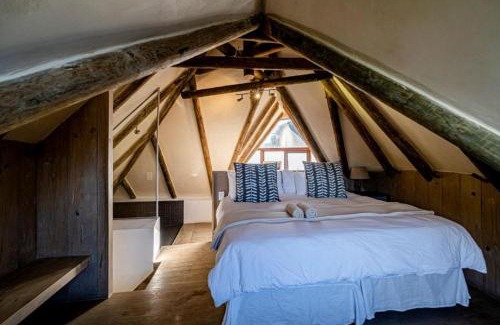 Jeffreys Bay Apartment | Shack On Supers - Stone Cottage