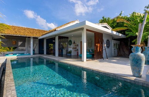 Srithanu Villa | Shades of Blue