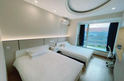 Changning Apartment | Shanghai Clivia JunLan Hotel