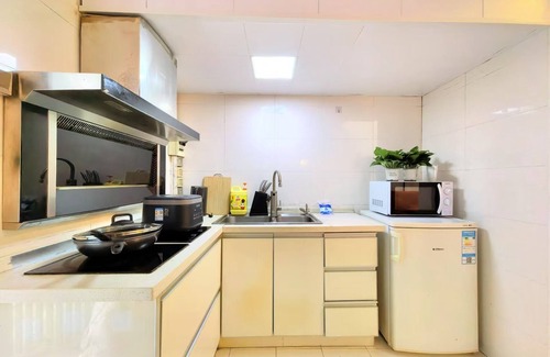 Xuhui Apartment | Shanghai Hills & Aromahome Terrace Loft