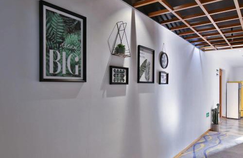 Jing'an Hotel | Shanghai Pengpai Art Youth Hotel