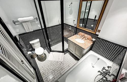 Wujie Hotel | Shangrila Boutique Hotel