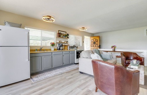 Clear Lake House | Shared Boat Dock at Clear Lake Couple’s Retreat