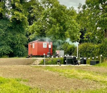 Mount Nugent House | Sheelin Shepherds Hut 2 with Hot Tub