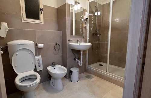 Genoa Bed & Breakfast | Shelter Affittacamere