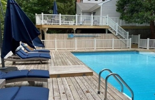 Shelter Island House | Shelter Island - Newly Renovated Home with Heated Outdoor Pool