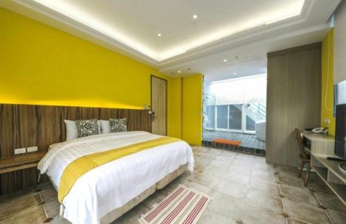 Sail Rock Beach House | Shen's Village Hotel Cozy