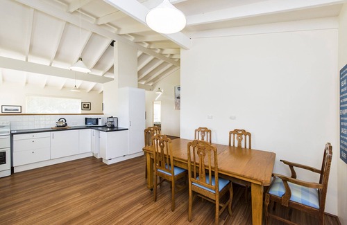 Ledge Point House | Sheoak on Wedge - Well Appointed Property Close To Beach