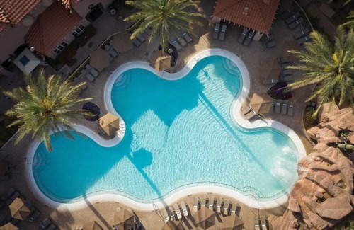 North Scottsdale Apartment | Sheraton Desert Oasis Villa a 1-bedroom apartment w/fully equipped kitchenette.