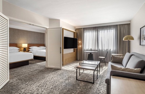 Downtown Wilmington Hotel | Sheraton Suites Wilmington Downtown