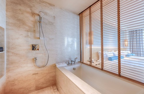 Dien Ban Hotel | Shilla Monogram Danang