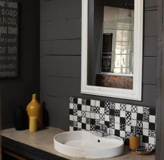 Nelspruit Cabin | Shiloh Bush Cottage