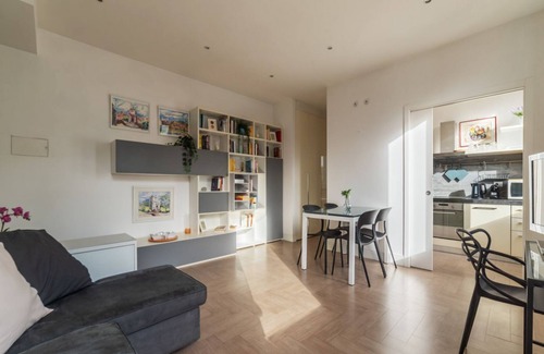 Aventine Apartment | Shining Apartment near Subway!