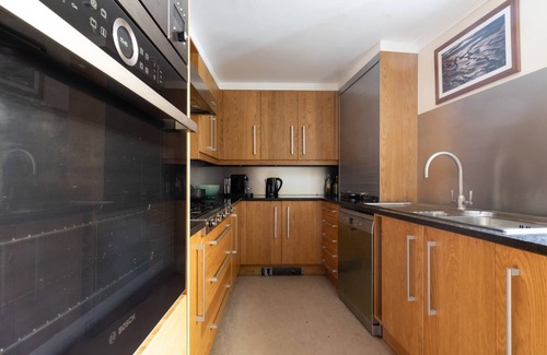 Little Venice Apartment | Shirland Road II by onefinestay