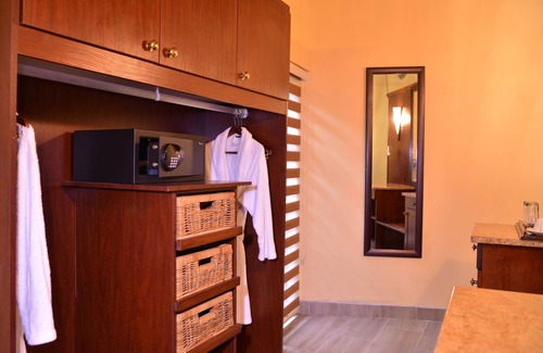 Kruger National Park Hotel | Shishangeni Lodge, Kruger National Park