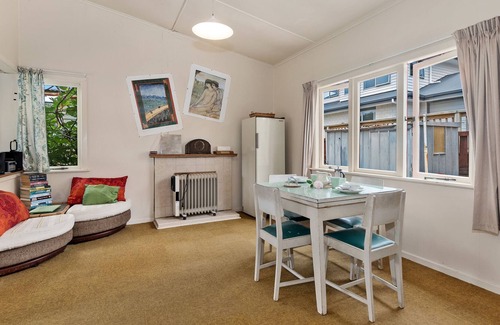 Ngunguru Cottage | Shoebridge Homestead - Ngunguru Holiday Home