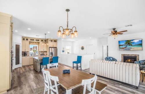 Fort Walton Beach House | Shore Beats Work- Ocean Views & Elevator