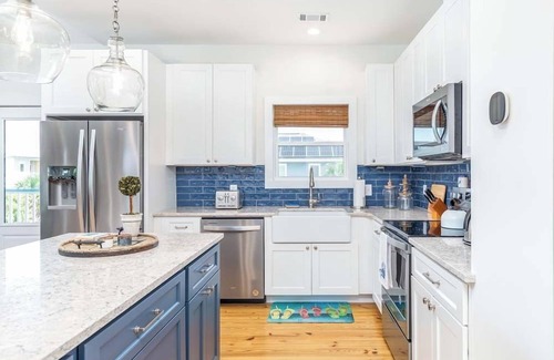 Tybee Island House | Shore Beats Work | Stunning Ocean Views!