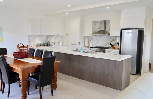 Tuncurry House | Shore Fin - Tuncurry