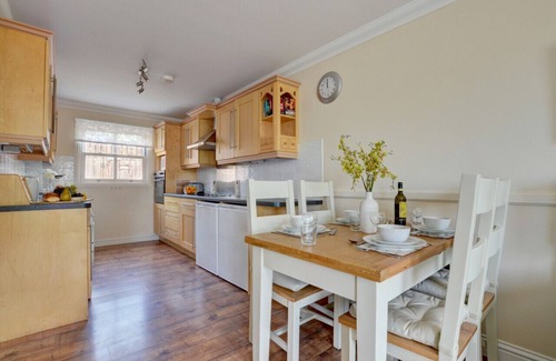 Woolacombe Apartment | Shore Line - Two Bedroom Apartment, Sleeps 6