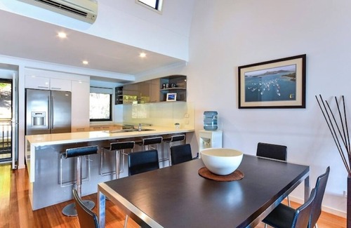 Hamilton Island Apartment | Shorelines 35