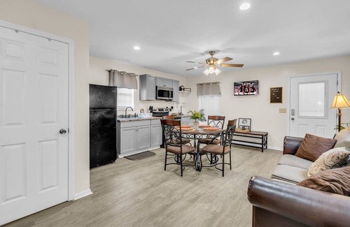 Starkville House | Short Drive to MSU | Serene | Tiny Home