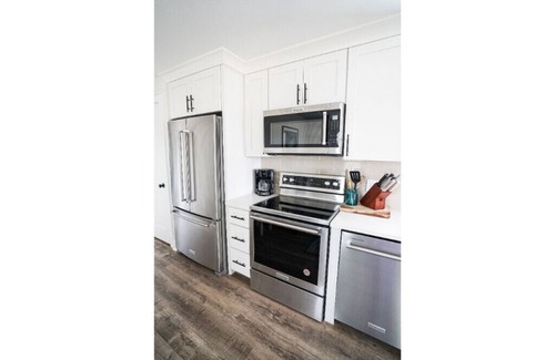 Freeport Cottage | Short drive to the beautiful 30-A beaches!nCozy Riverwalk Landing Cottage 1-A