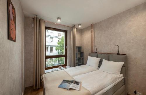 Muranow Apartment | ShortStayPoland Solidarności