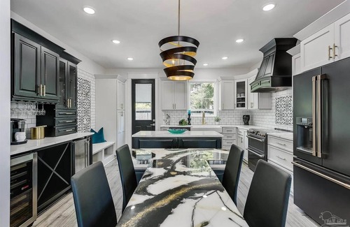 Old East Hill House | Showstopper-Charming home! Ask about our Summer Deals!