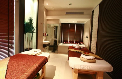 Lat Yao Hotel | Siam Paradise Entertainment Complex