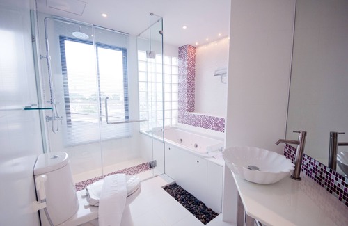 Lat Yao Hotel | Siam Paradise Entertainment Complex