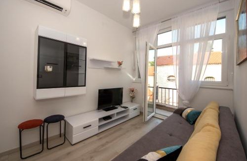 Plisac Apartment | Sibenik city center Apartment Sonia