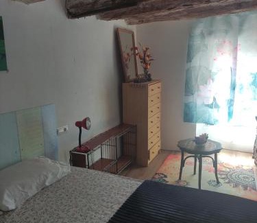 Villalba dels Arcs House | Sidharta Room