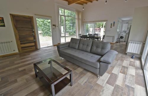Bosque Peralta Ramos House | Siempre Natura HOLA SUR