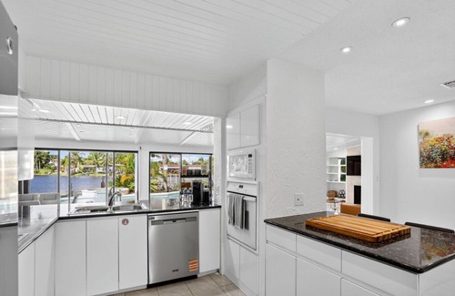 Cypress Lakes House | Siena villa waterfront